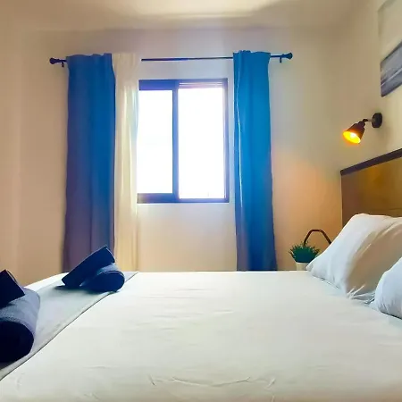 Relaxing Friendly بلايا ديل إنغلز