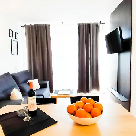 Relaxing Friendly *